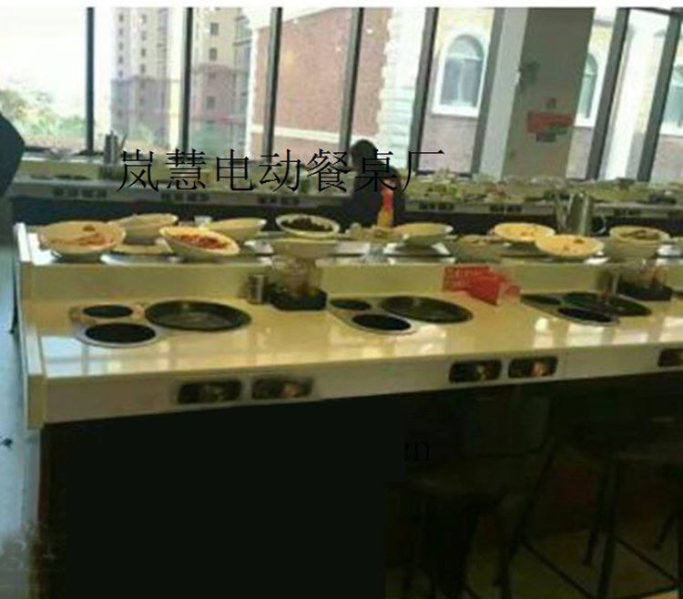 烧烤加火锅设备图片 异型转转烧烤加火锅一体旋转设备机器多少钱